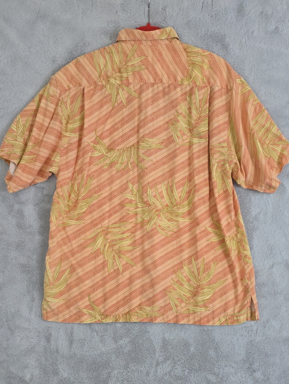 Tommy Bahama 100% Silk Hawaiian Camp Shirt Men's Medium Peach Palm Leaf Tropical - Picture 5 of 10